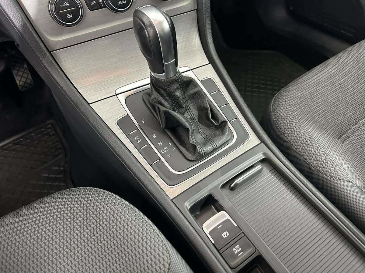 Volkswagen Golf б/у, 2015, Роботизированная. Фото: #12