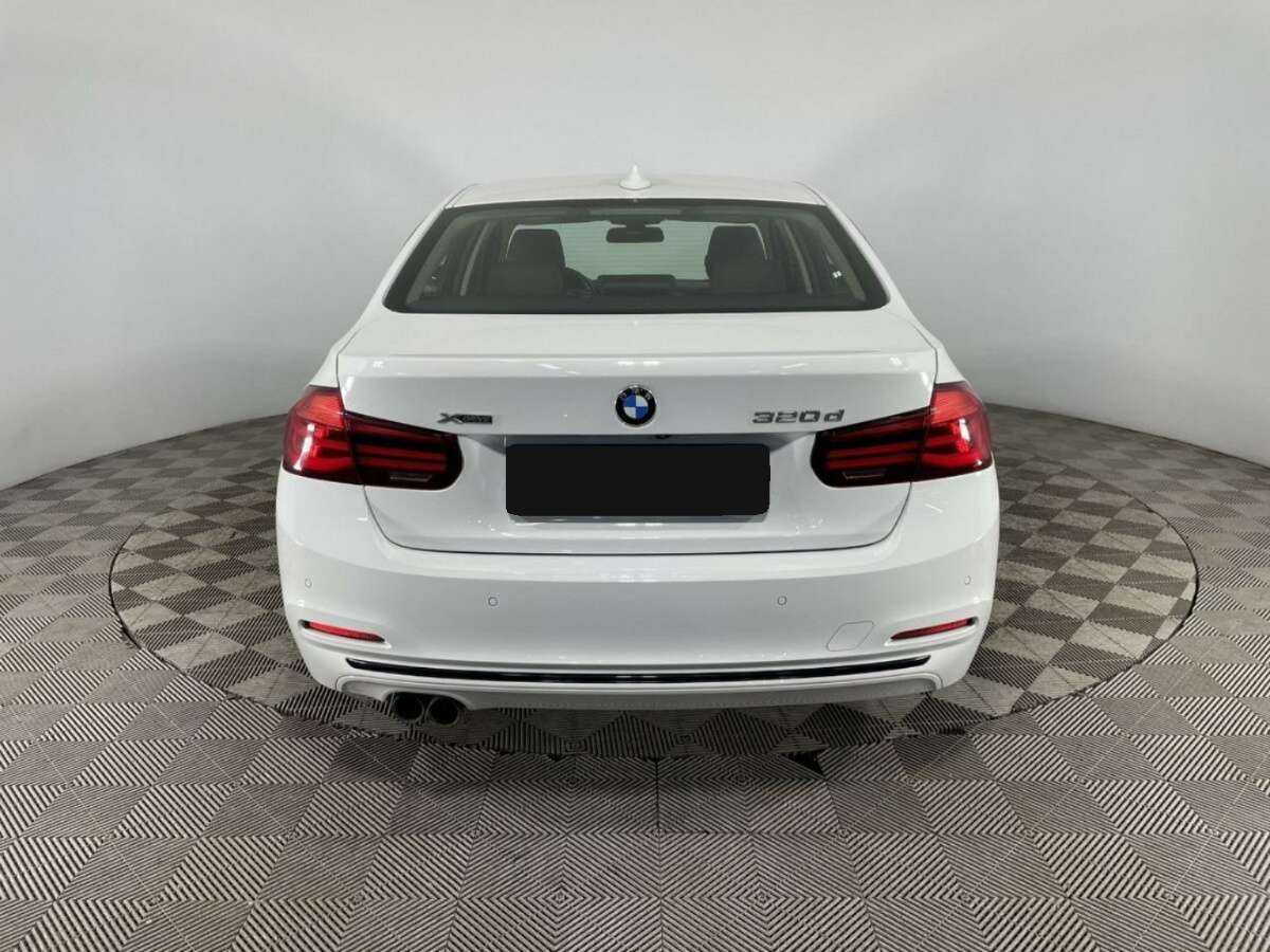 БМВ 3 серии б/у, 2018, Автоматическая. Фото: #2