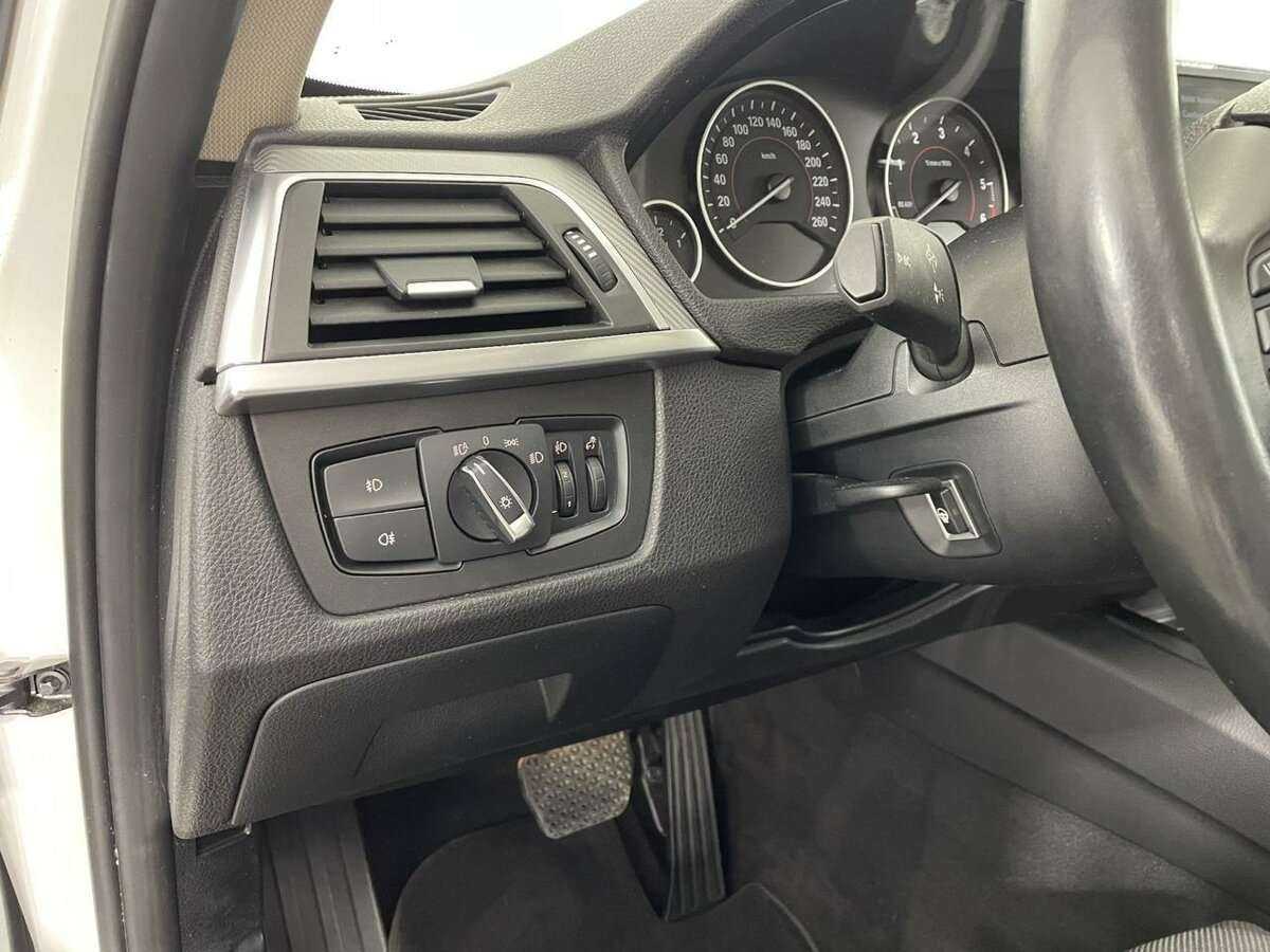 БМВ 3 серии б/у, 2018, Автоматическая. Фото: #8