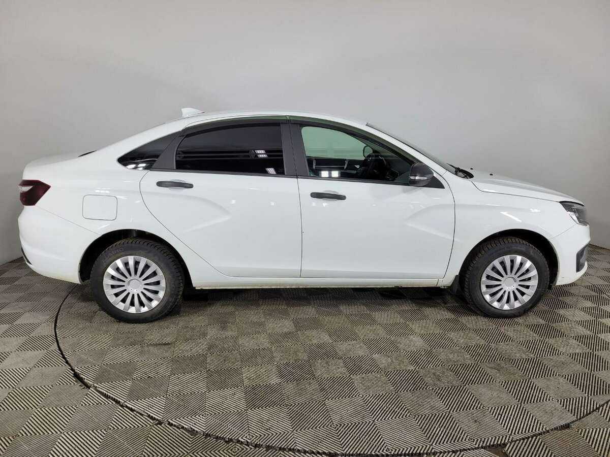 Лада (ВАЗ) Веста б/у, 2023, Механическая. Фото: #3