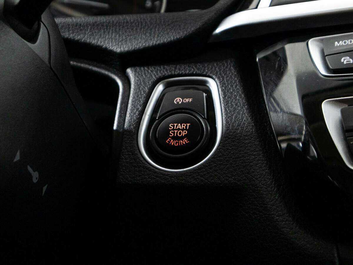 БМВ 3 серии б/у, 2016, Автоматическая. Фото: #14