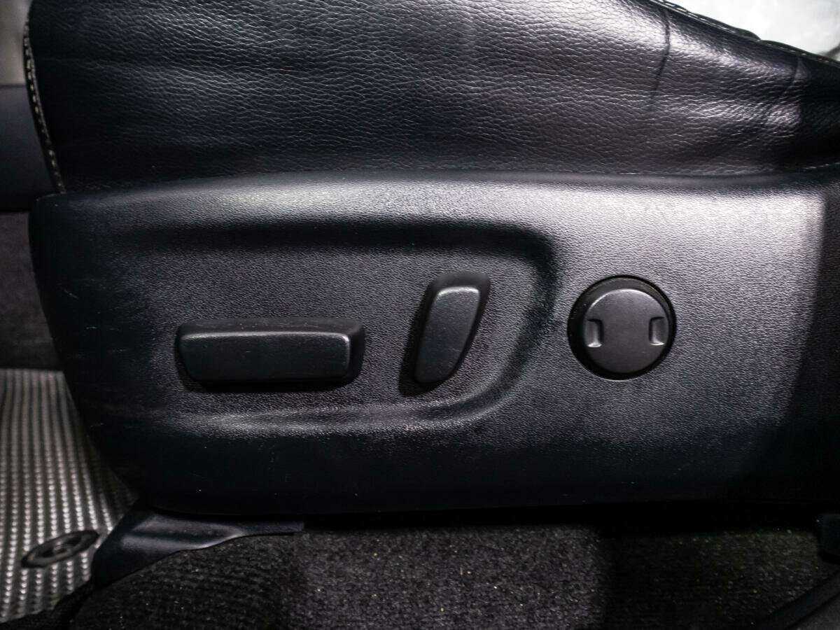 Тойота Рав4 б/у, 2016, Автоматическая. Фото: #15