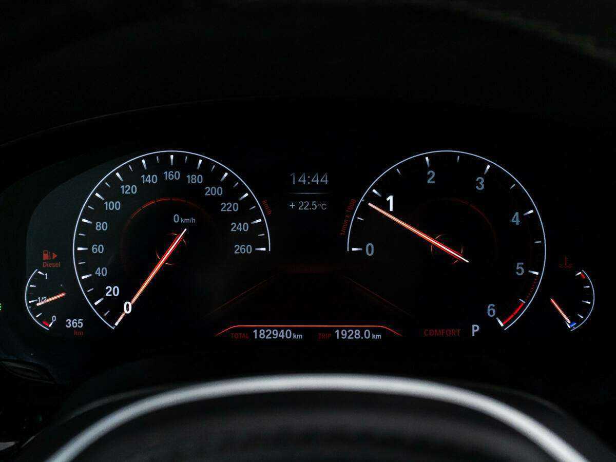 БМВ 5 серии б/у, 2018, Автоматическая. Фото: #10