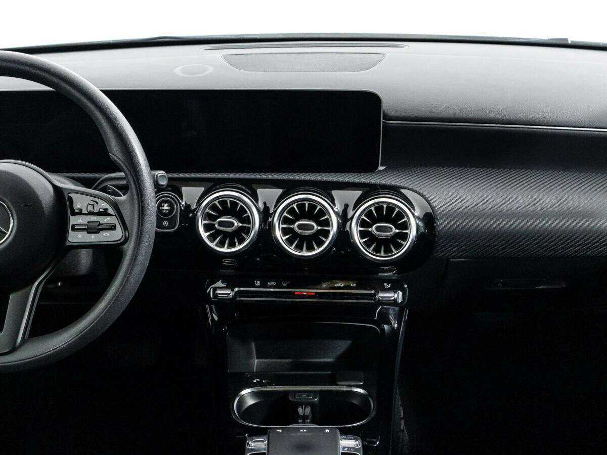 Mercedes-Benz A-Класс б/у, 2018, Роботизированная. Фото: #13