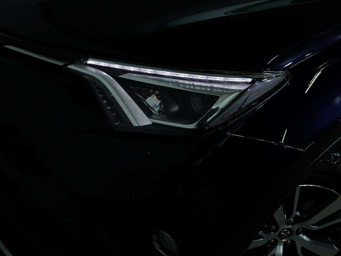 Тойота Рав4 б/у, 2019, Автоматическая. Фото: #16