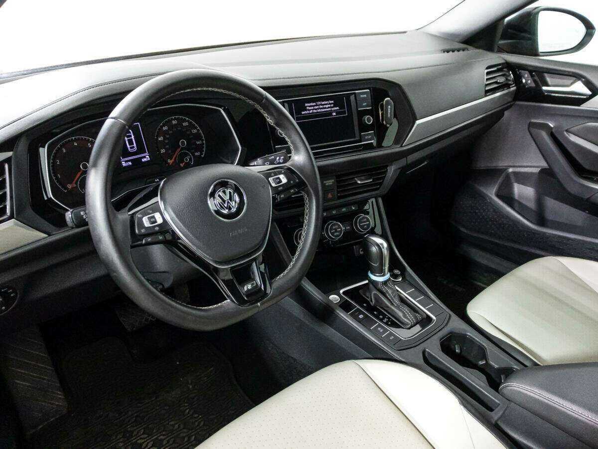 Volkswagen Jetta б/у, 2018, Автоматическая. Фото: #10