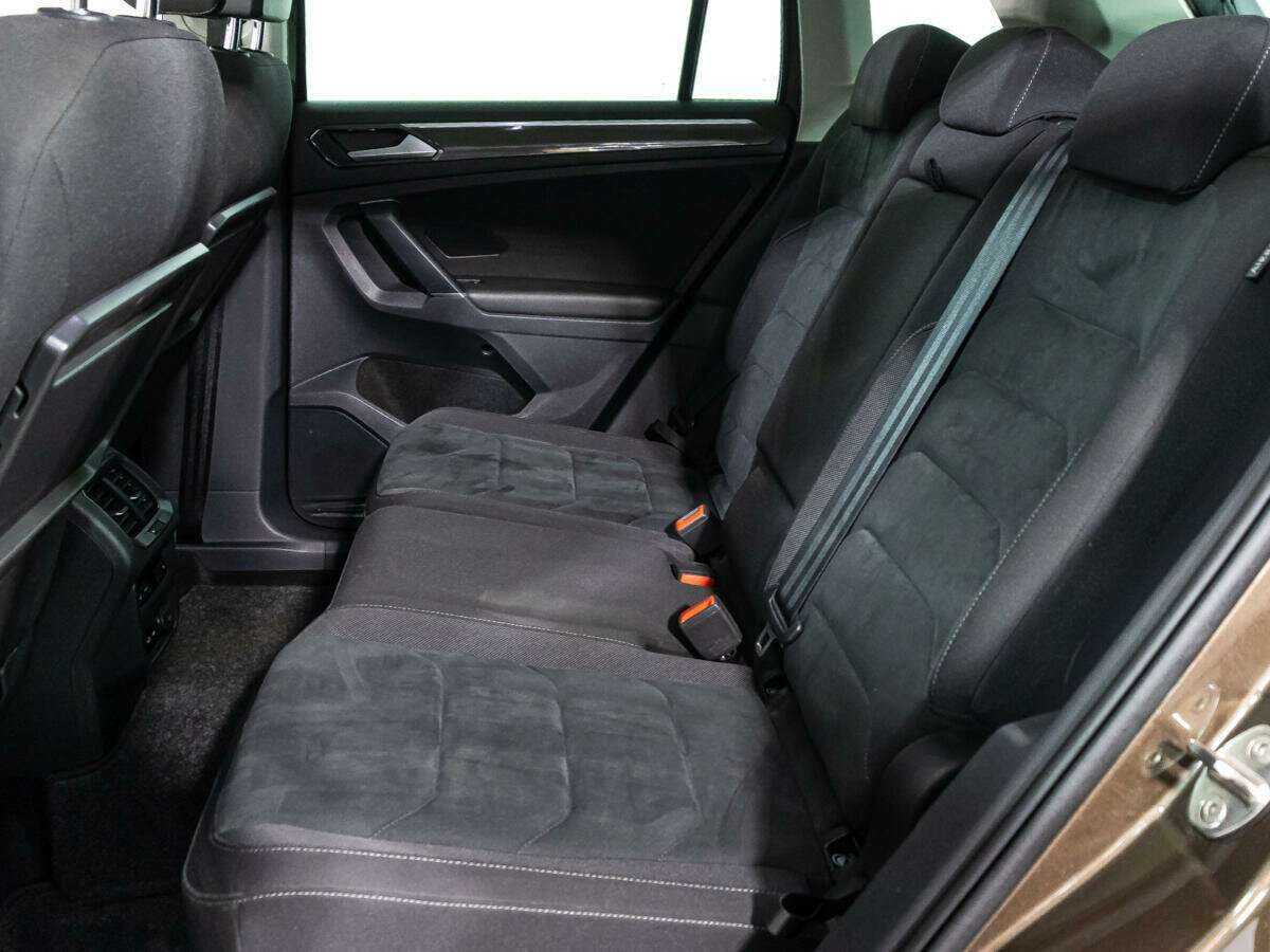 Volkswagen Tiguan б/у, 2018, Роботизированная. Фото: #9