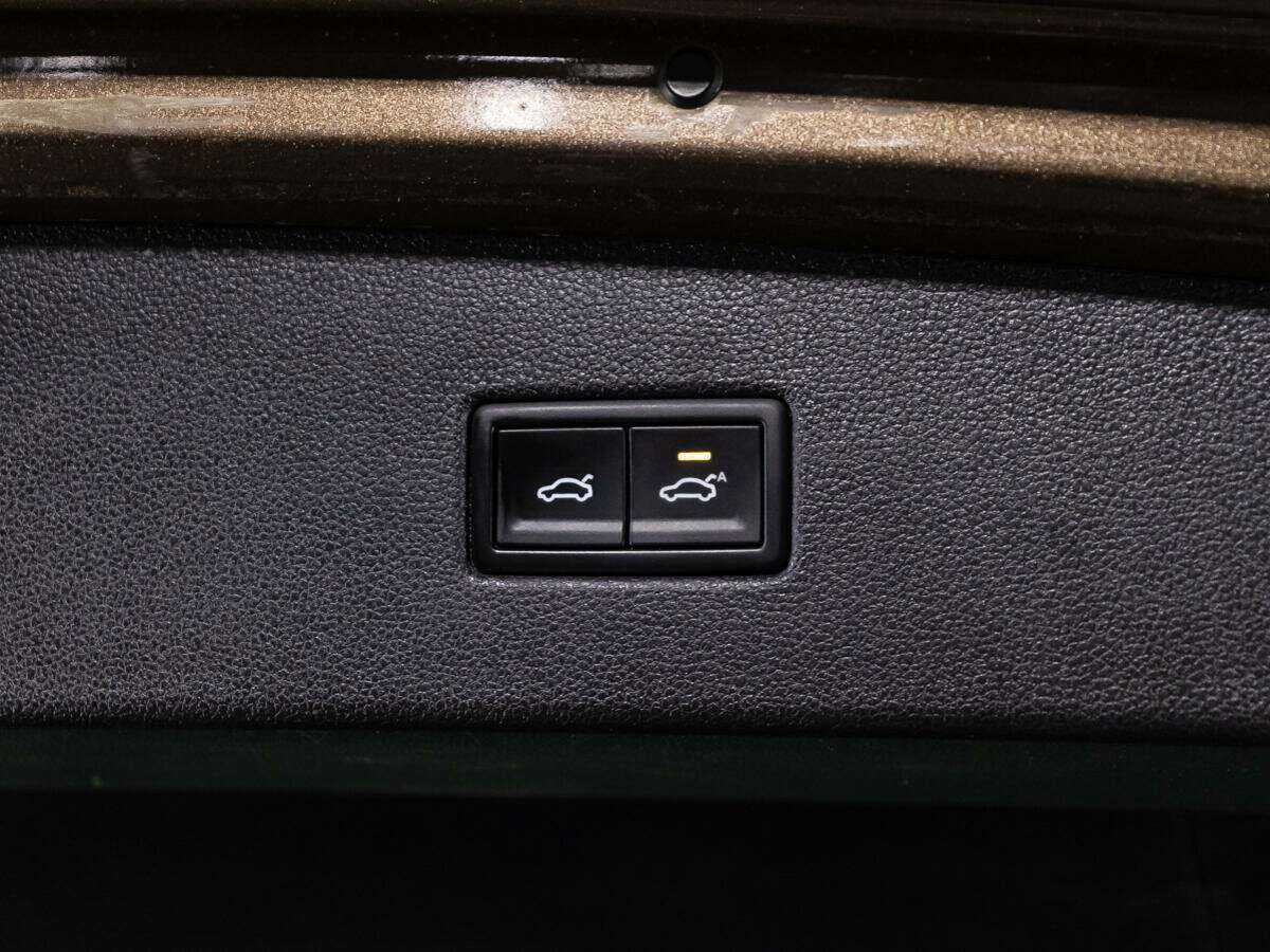 Volkswagen Tiguan б/у, 2018, Роботизированная. Фото: #14