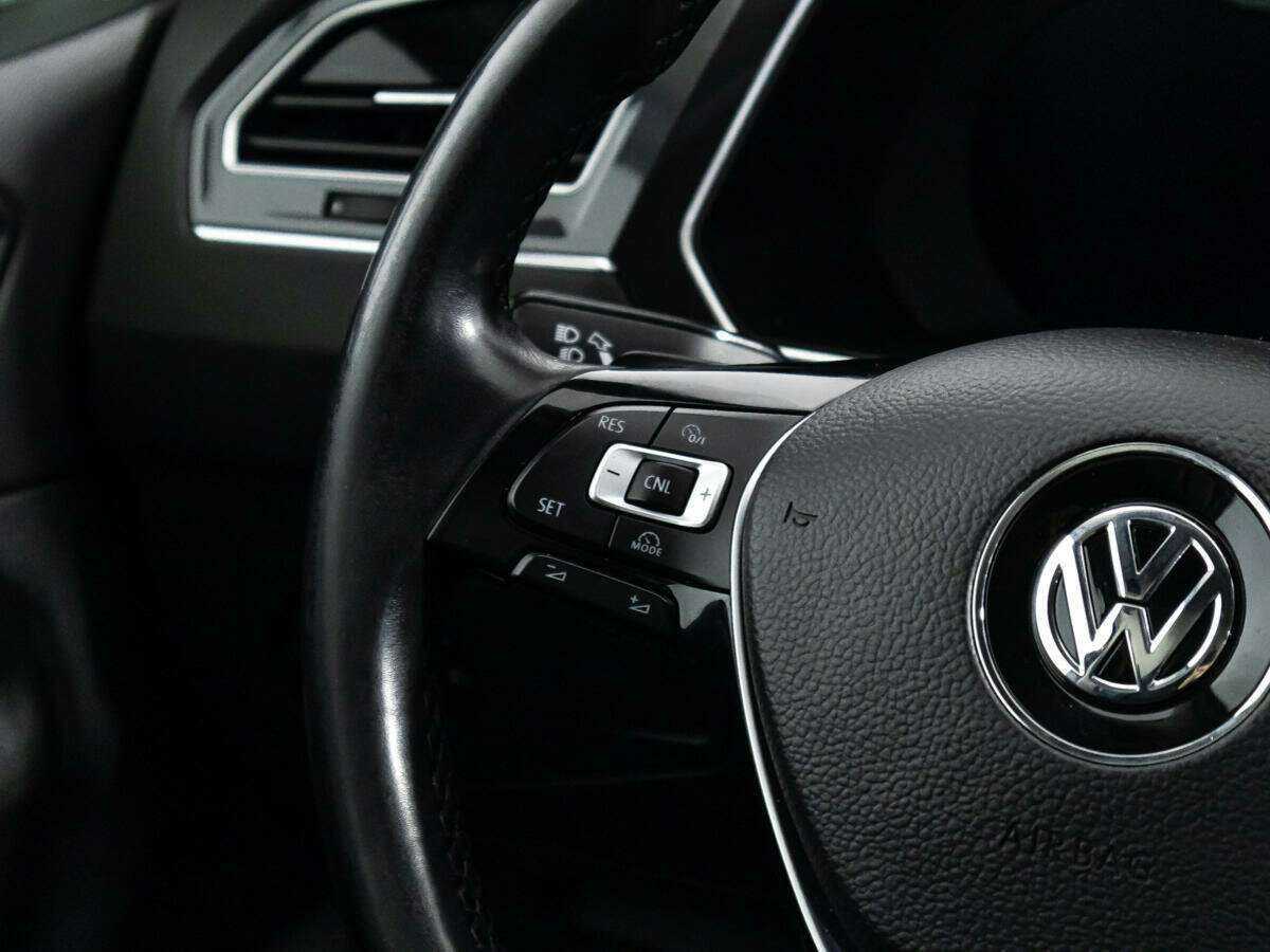 Volkswagen Tiguan б/у, 2018, Роботизированная. Фото: #19