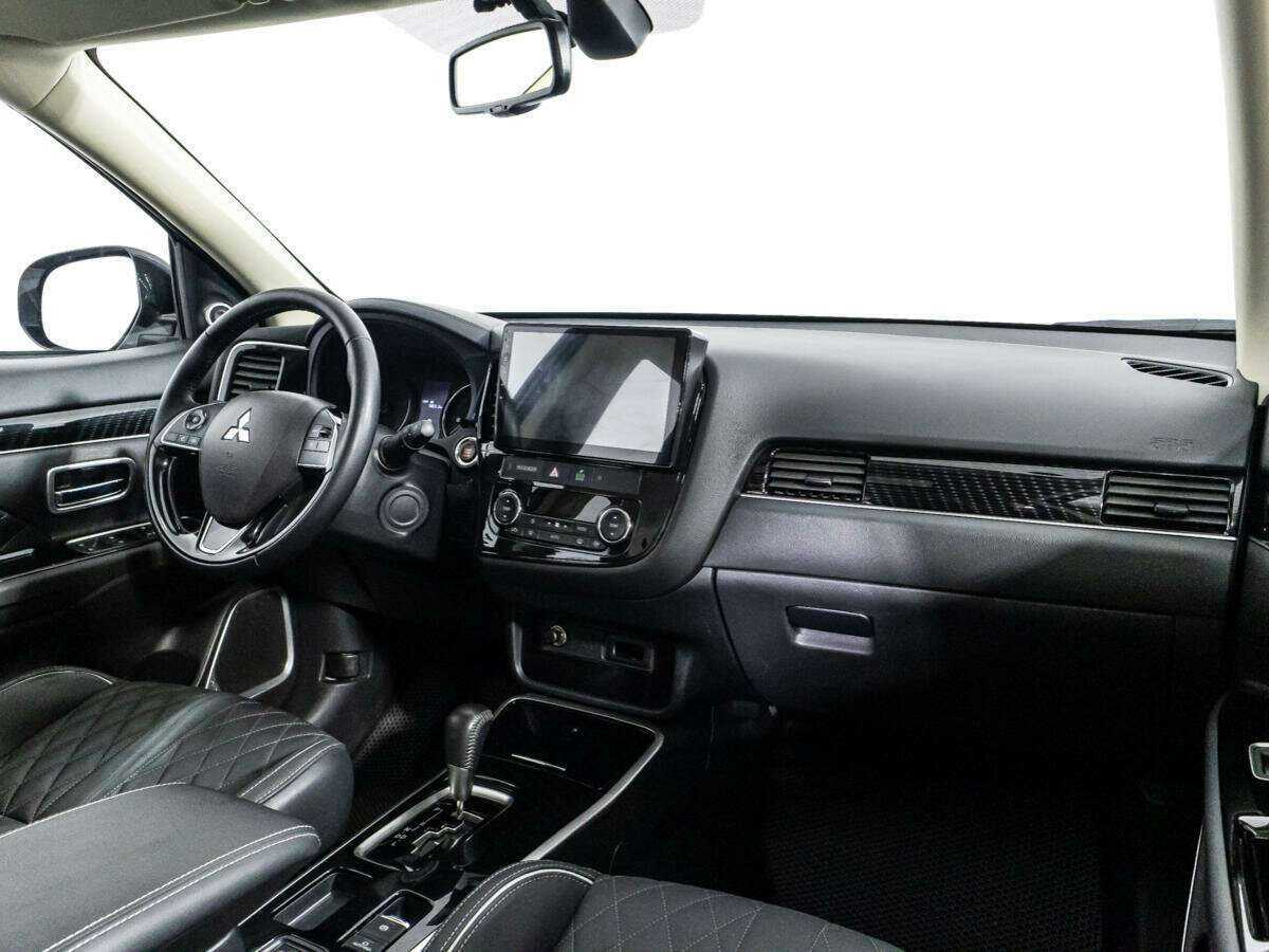 Митсубиши Оутлэндер б/у, 2022, Вариатор. Фото: #7