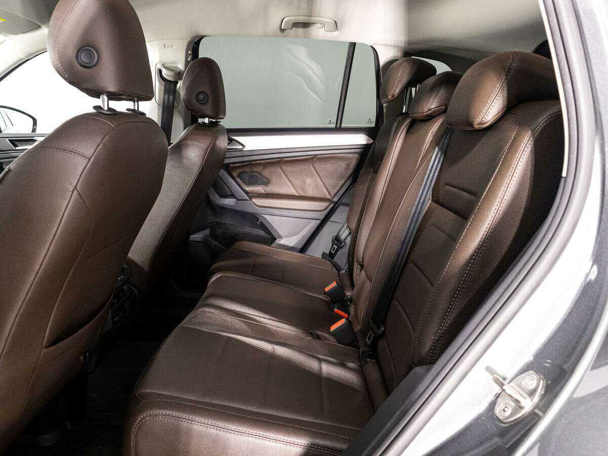 Volkswagen Tiguan б/у, 2021, Роботизированная. Фото: #9