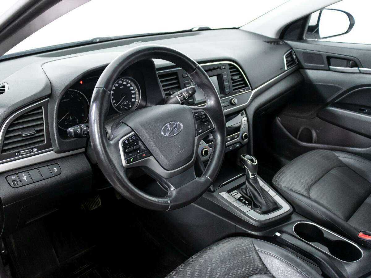 Hyundai Elantra б/у, 2016, Автоматическая. Фото: #10