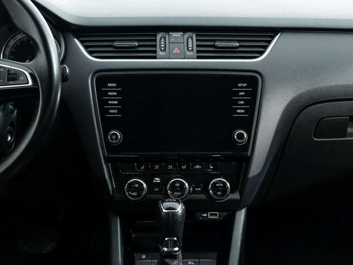 Шкода Октавия б/у, 2018, Роботизированная. Фото: #13