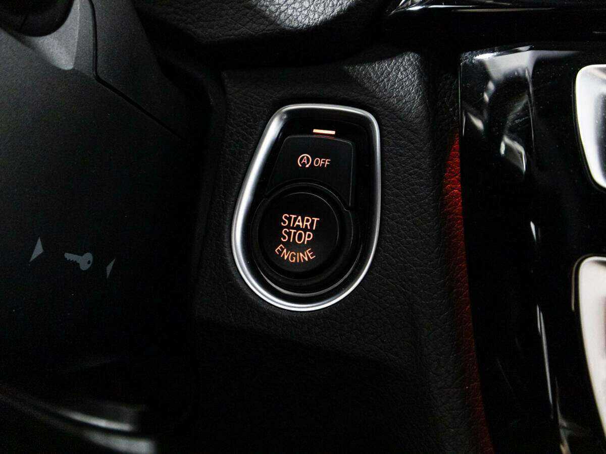 БМВ 3 серии б/у, 2018, Автоматическая. Фото: #17