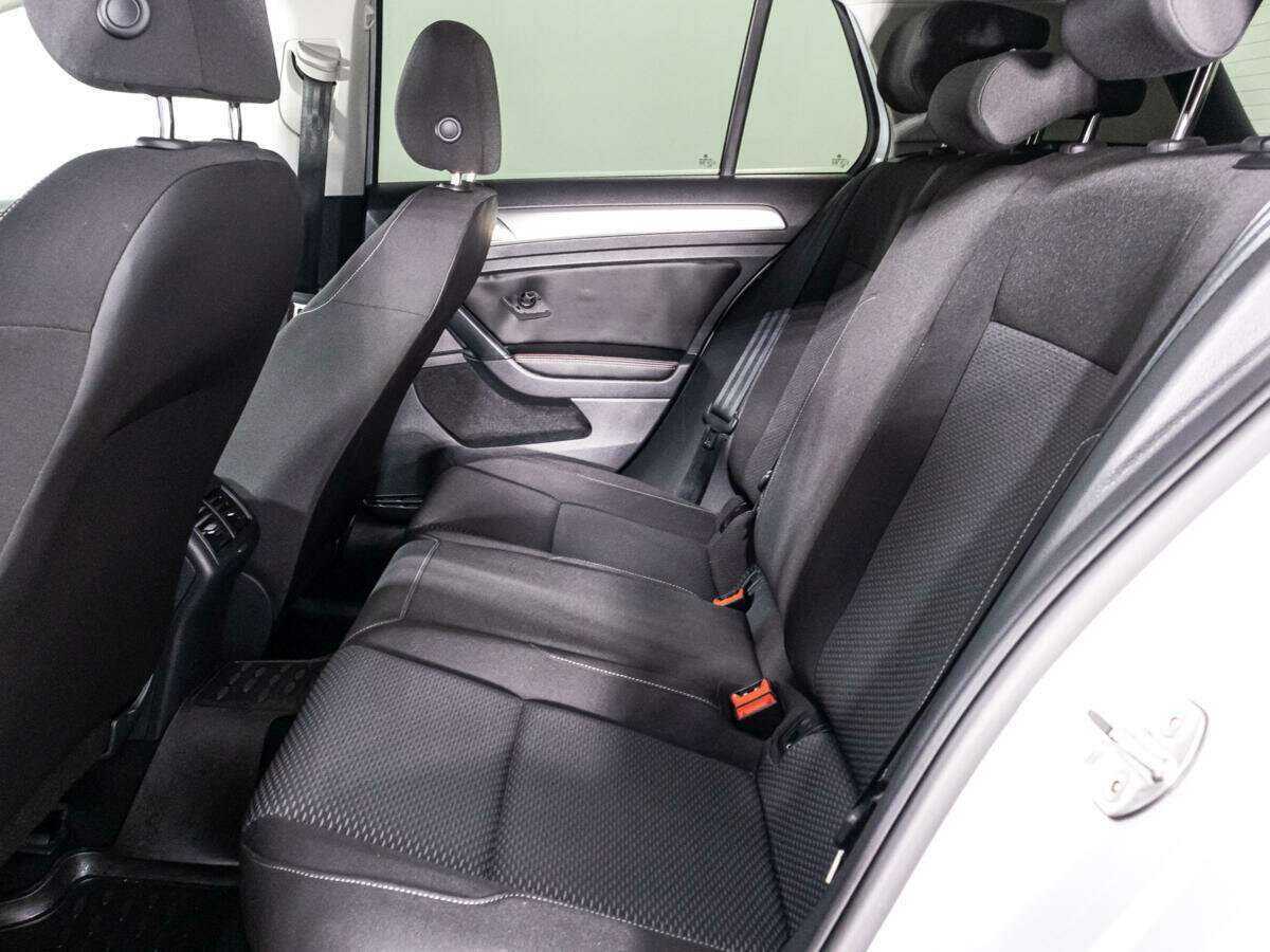 Volkswagen Golf б/у, 2018, Роботизированная. Фото: #9