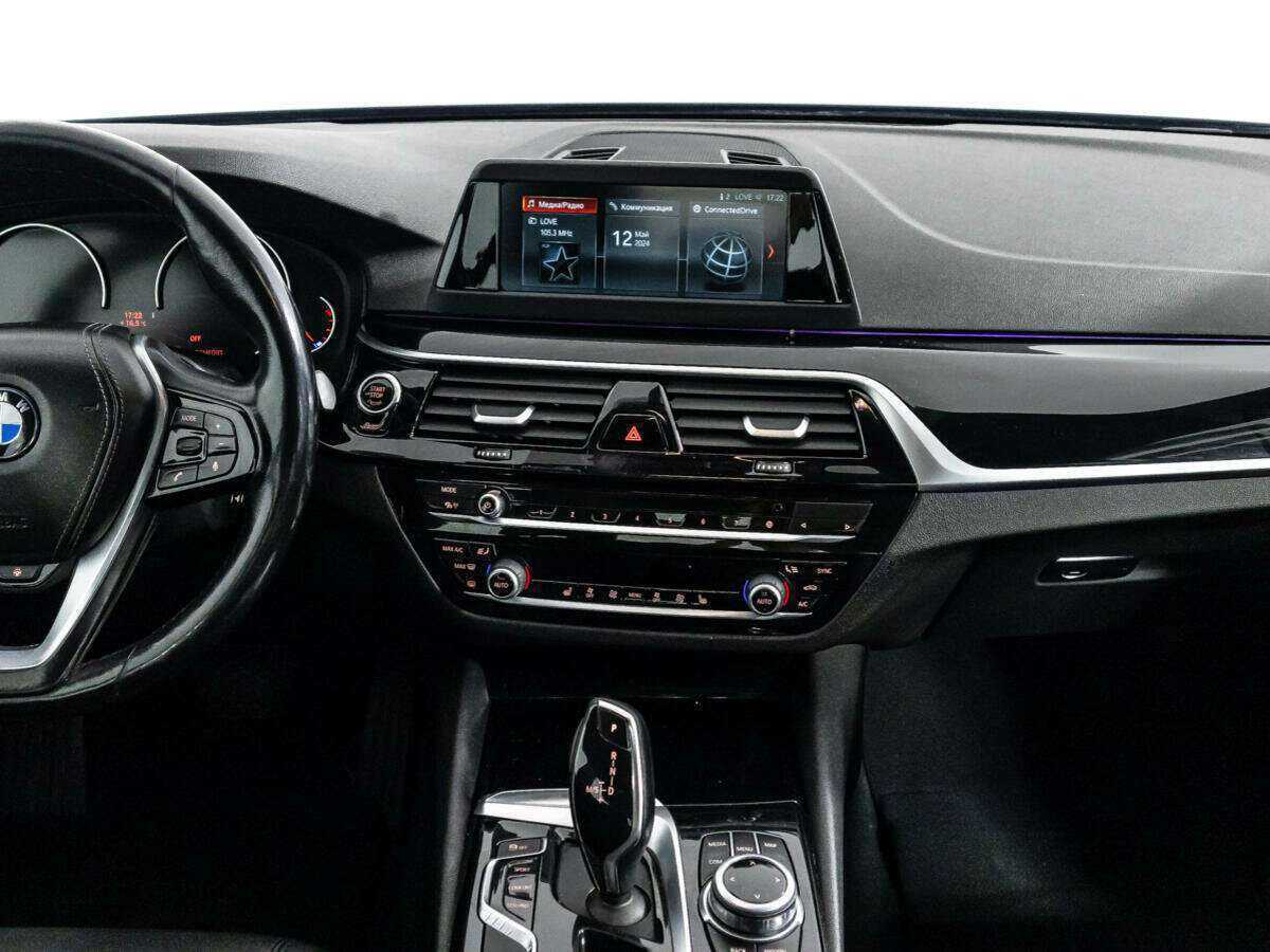 БМВ 5 серии б/у, 2017, Автоматическая. Фото: #13