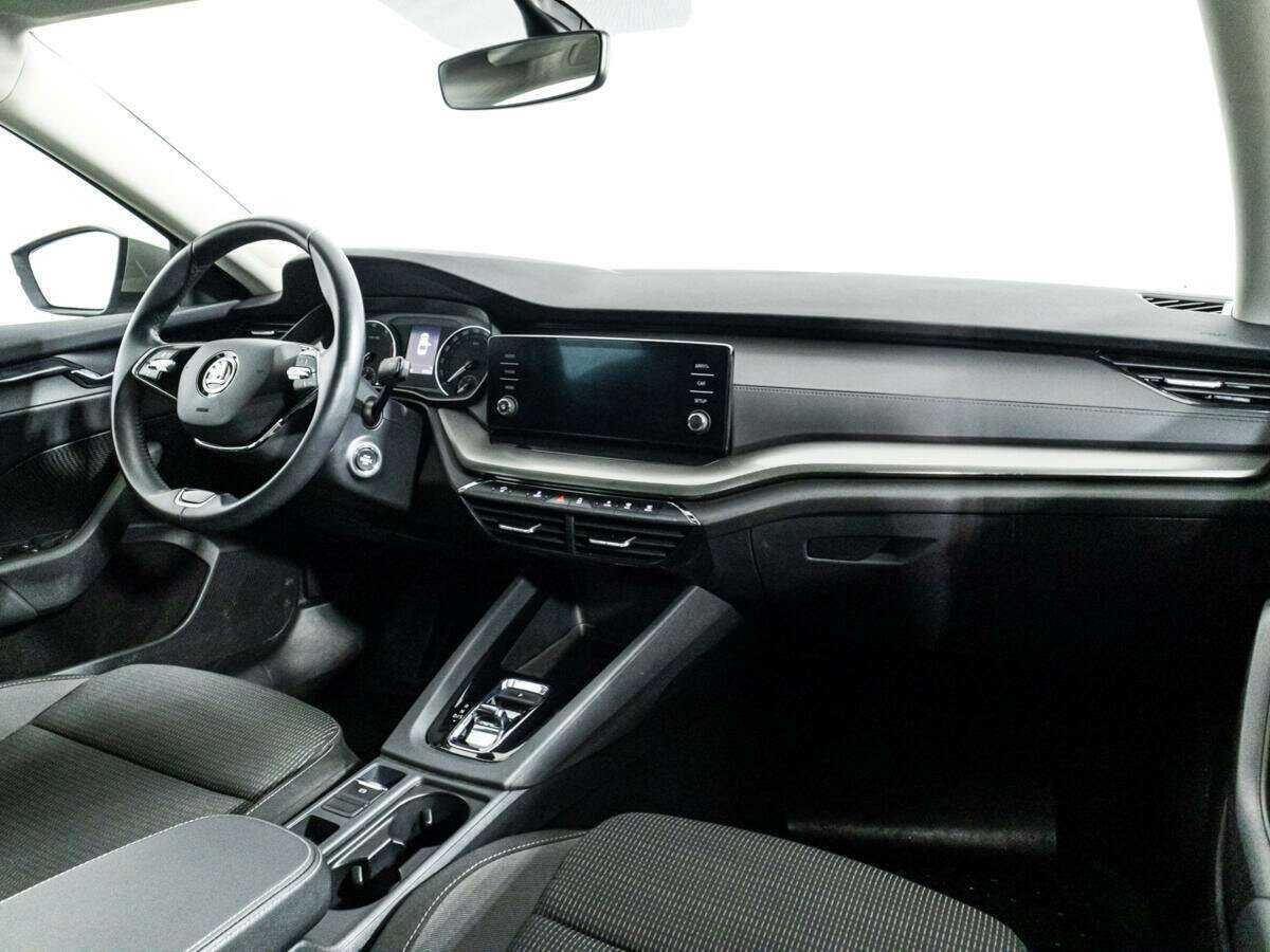 Шкода Октавия б/у, 2021, Роботизированная. Фото: #8