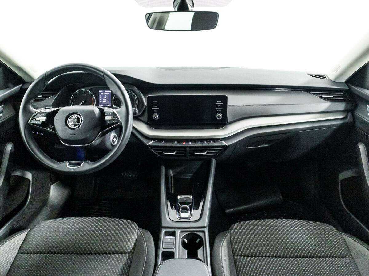 Шкода Октавия б/у, 2021, Роботизированная. Фото: #12