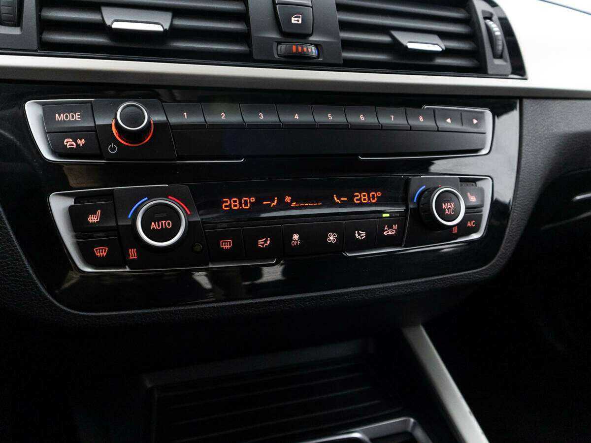 БМВ 1 серии б/у, 2018, Автоматическая. Фото: #15