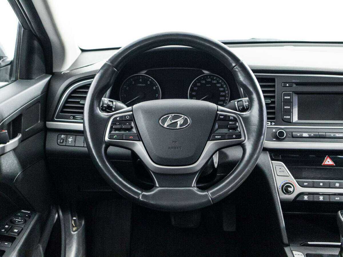 Hyundai Elantra б/у, 2018, Автоматическая. Фото: #16