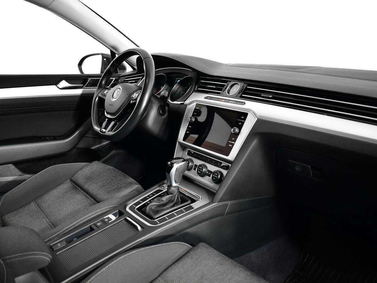 Фольксваген Пассат б/у, 2018, Роботизированная. Фото: #8