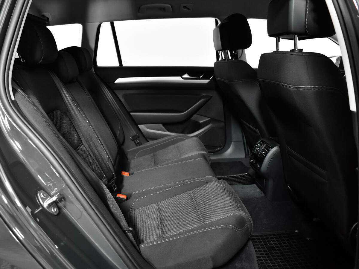 Фольксваген Пассат б/у, 2018, Роботизированная. Фото: #9