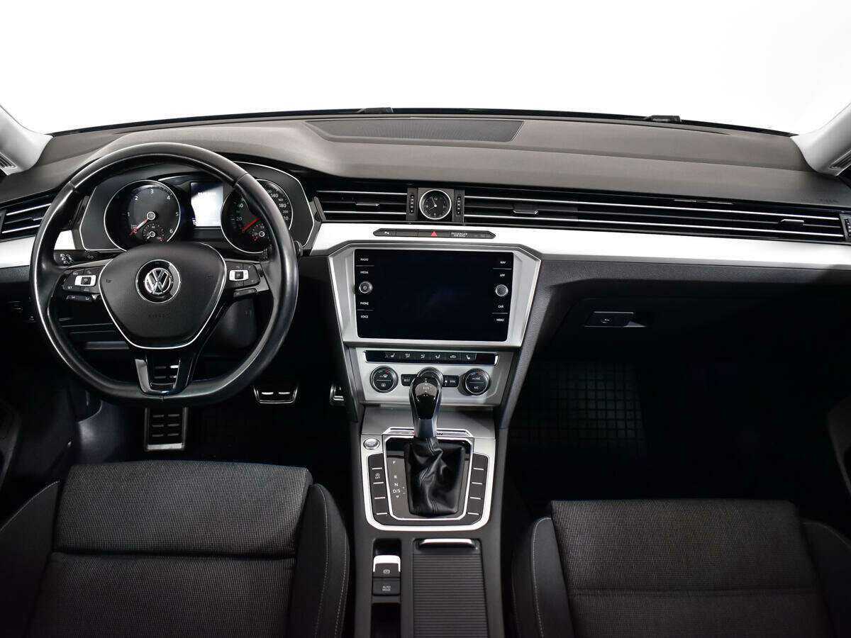 Фольксваген Пассат б/у, 2018, Роботизированная. Фото: #11