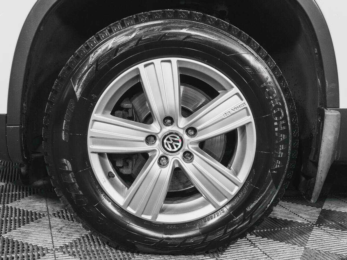 Volkswagen Tiguan б/у, 2012, Роботизированная. Фото: #15