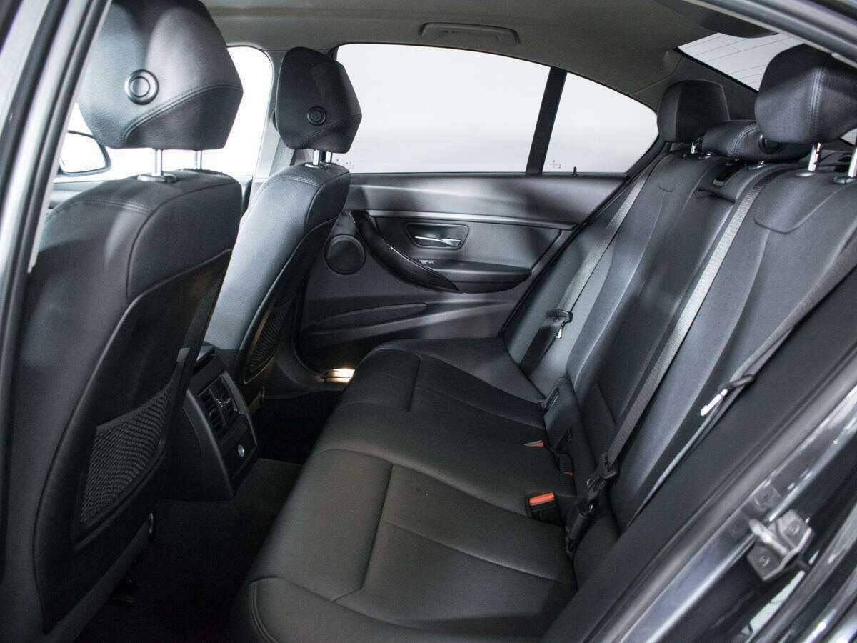 БМВ 3 серии б/у, 2017, Автоматическая. Фото: #9