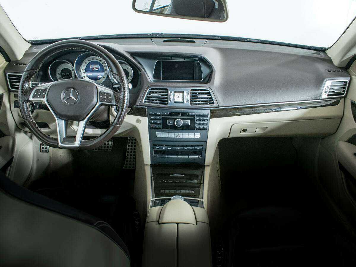 Мерседес-Бенц Е-Класс б/у, 2014, Автоматическая. Фото: #11