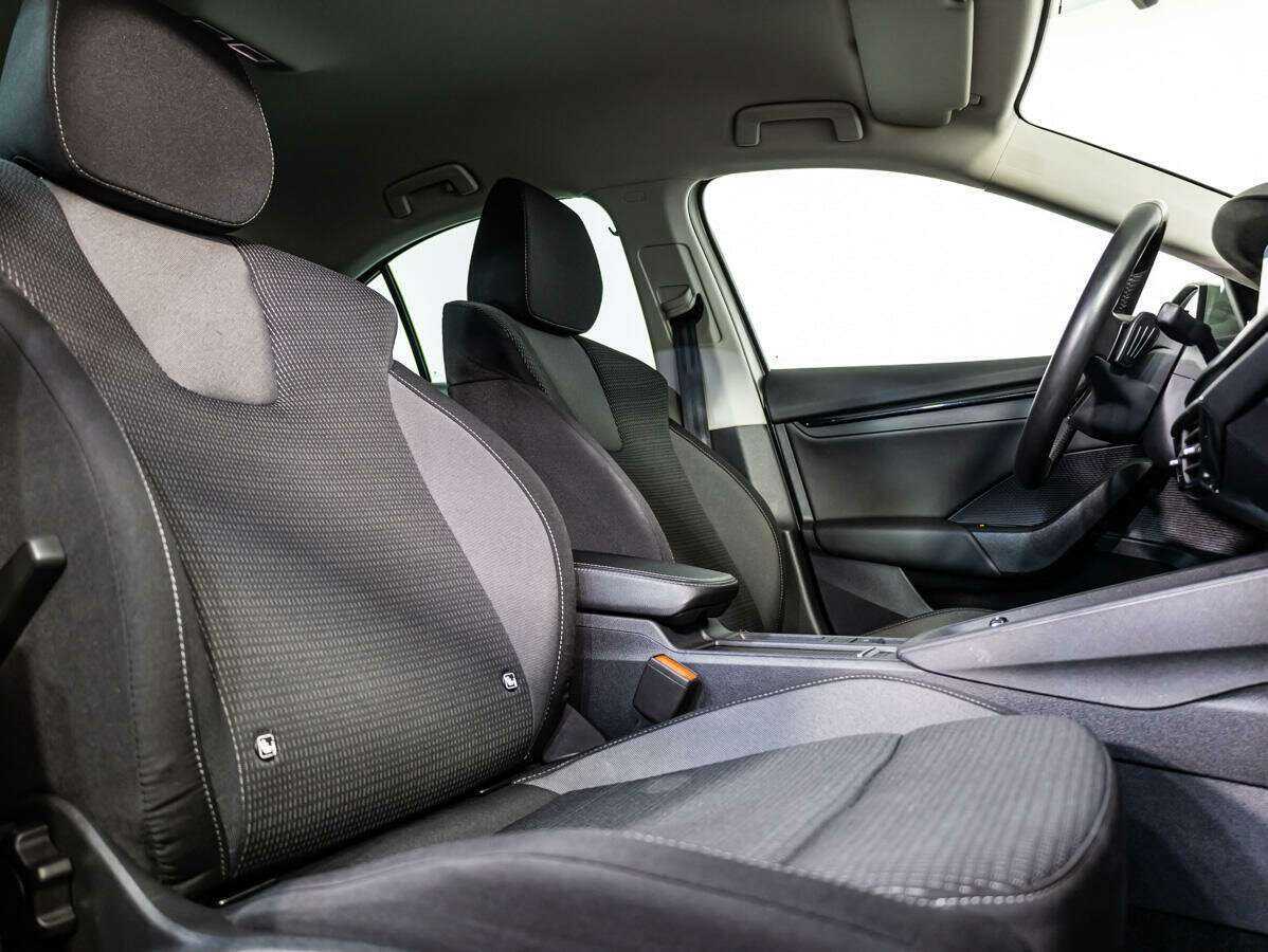 Шкода Октавия б/у, 2020, Роботизированная. Фото: #9