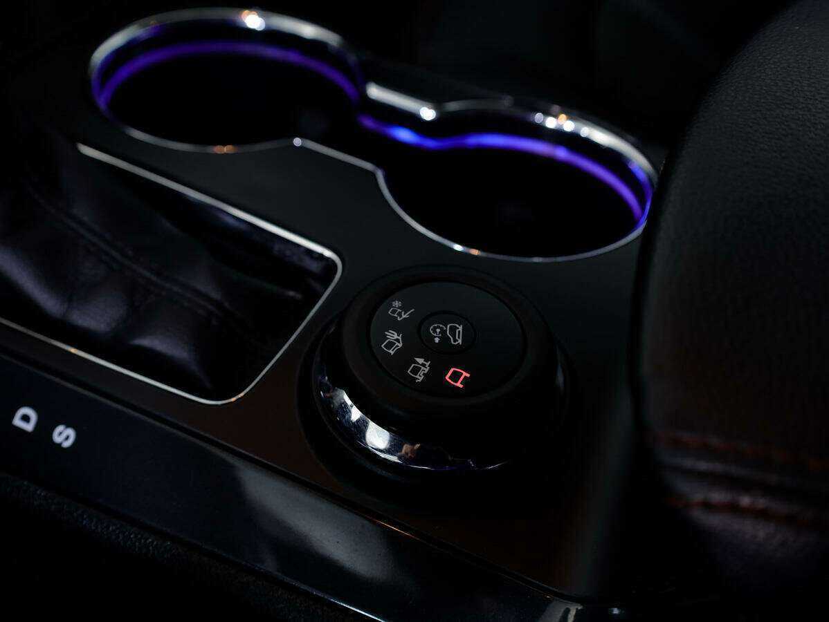 Ford Explorer б/у, 2015, Автоматическая. Фото: #18