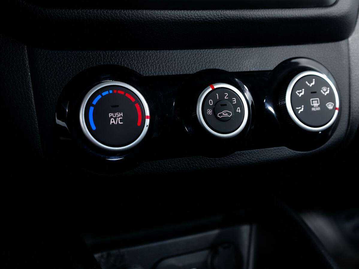 Киа Рио б/у, 2017, Механическая. Фото: #15