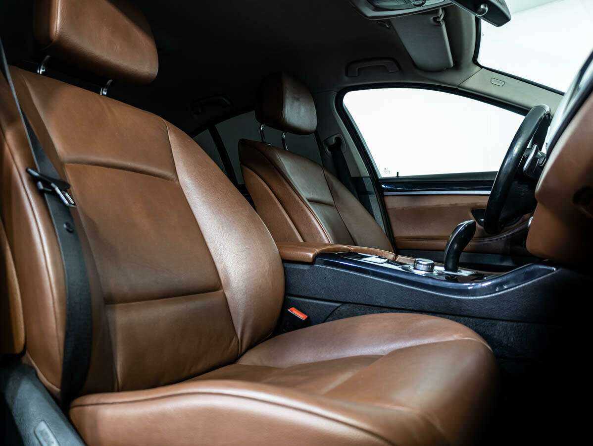 БМВ 5 серии б/у, 2012, Автоматическая. Фото: #10