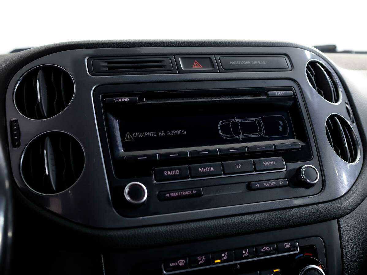 Volkswagen Tiguan б/у, 2012, Механическая. Фото: #14