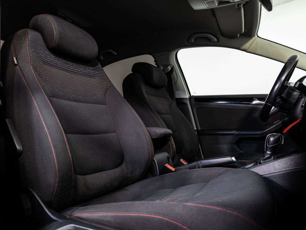 Volkswagen Jetta б/у, 2017, Роботизированная. Фото: #9