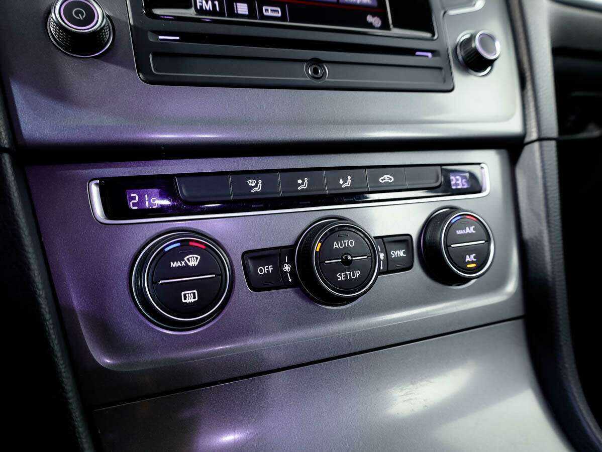 Volkswagen Golf б/у, 2013, Роботизированная. Фото: #13