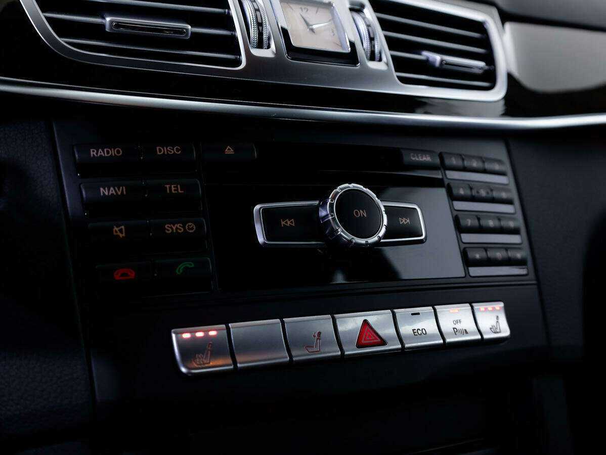 Мерседес-Бенц Е-Класс б/у, 2014, Автоматическая. Фото: #15