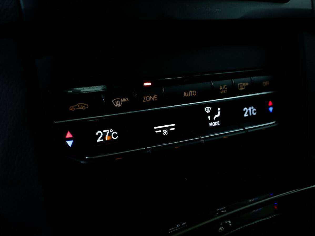 Мерседес-Бенц Е-Класс б/у, 2014, Автоматическая. Фото: #16