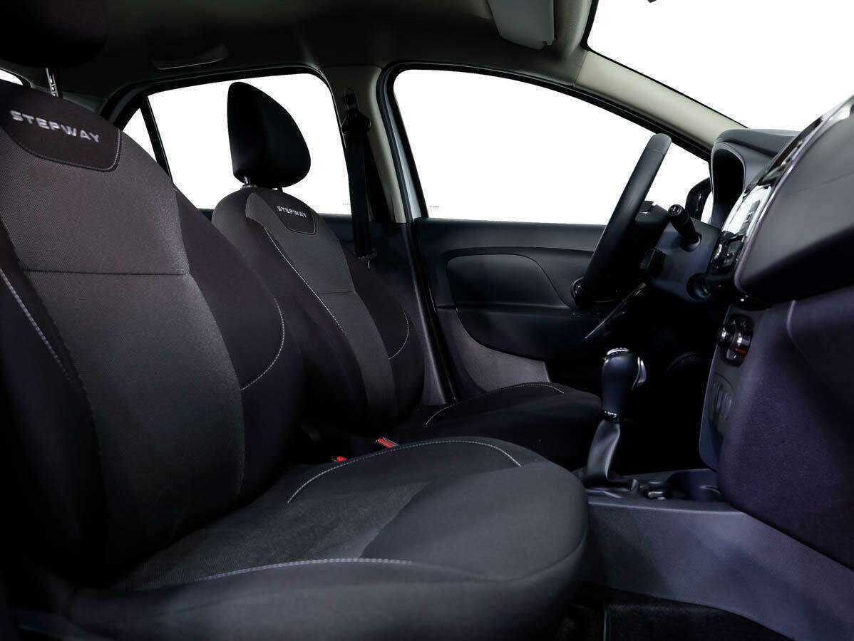 Рено Логан б/у, 2020, Механическая. Фото: #10