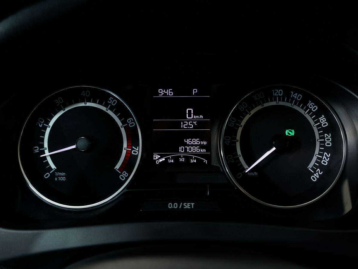 Шкода Рапид б/у, 2015, Роботизированная. Фото: #20