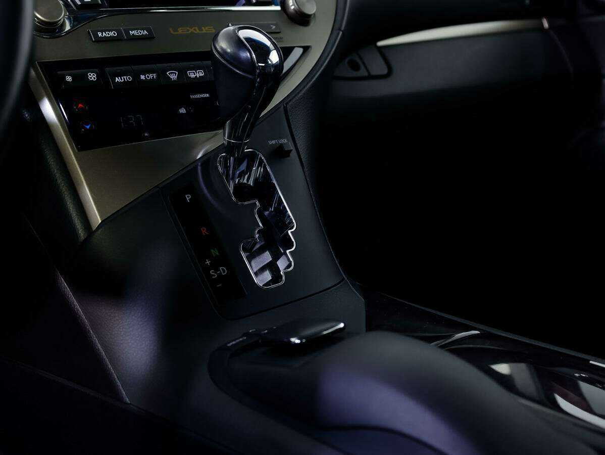 Лексус Р-Икс б/у, 2012, Автоматическая. Фото: #17