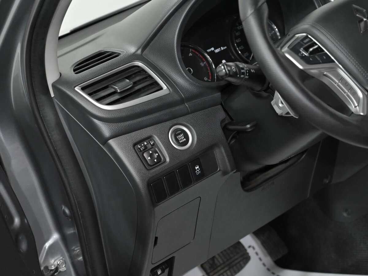 Митсубиши Паджеро Спорт б/у, 2017, Автоматическая. Фото: #10