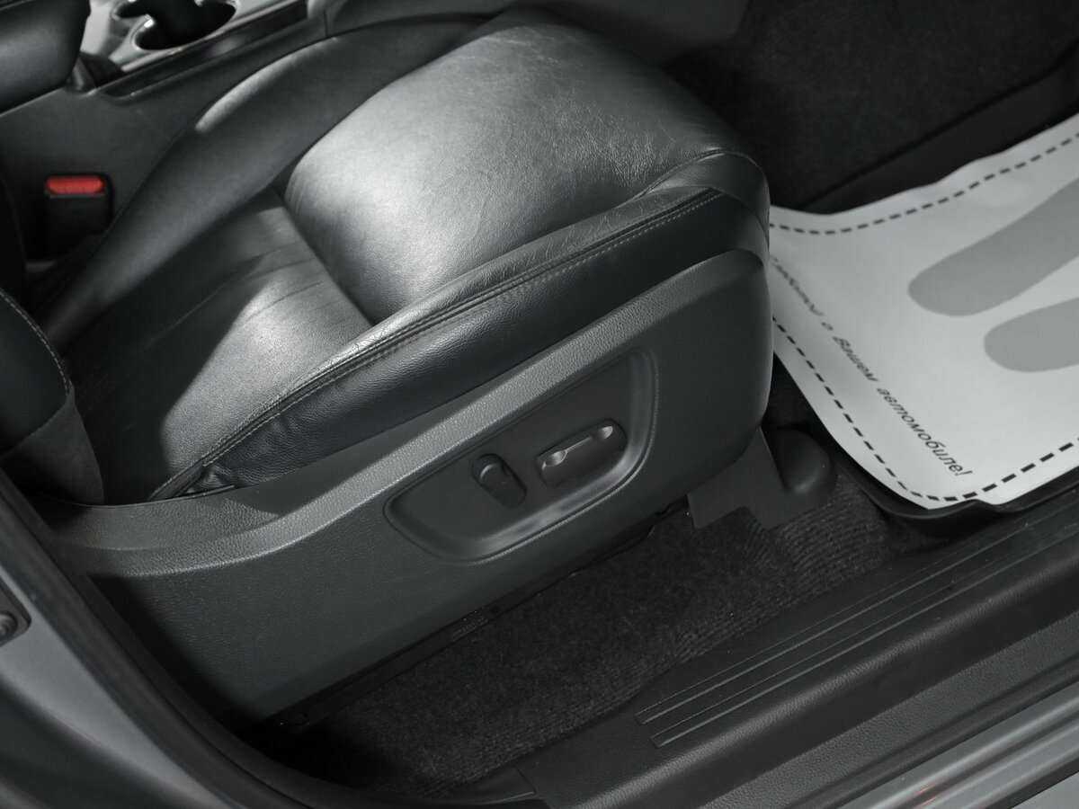 Митсубиши Паджеро Спорт б/у, 2017, Автоматическая. Фото: #14