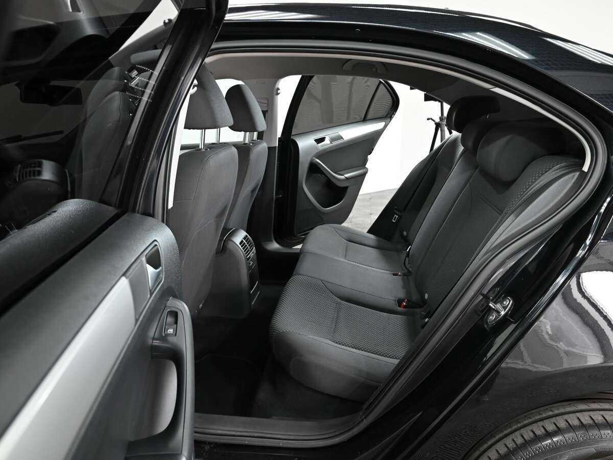 Volkswagen Jetta б/у, 2012, Роботизированная. Фото: #5