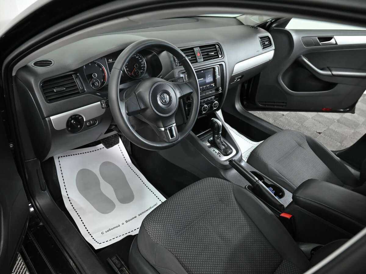 Volkswagen Jetta б/у, 2012, Роботизированная. Фото: #6