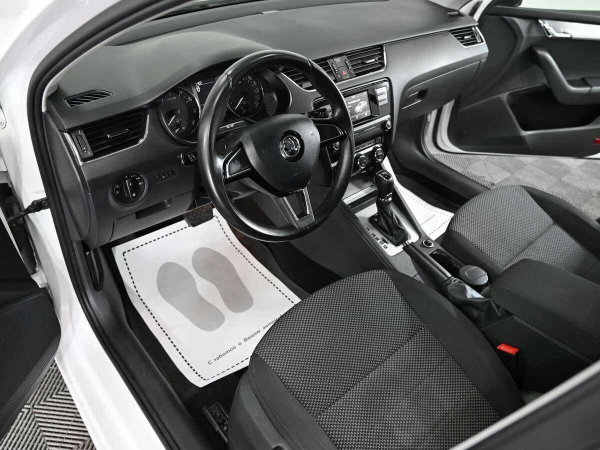 Шкода Октавия б/у, 2016, Роботизированная. Фото: #6