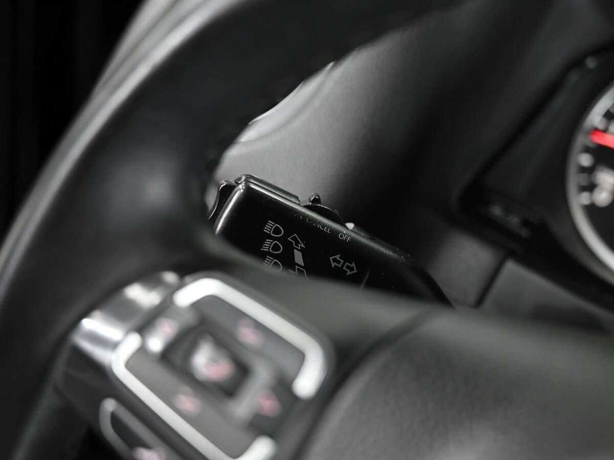 Volkswagen Tiguan б/у, 2013, Автоматическая. Фото: #9