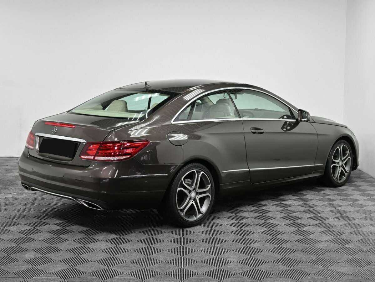 Мерседес-Бенц Е-Класс б/у, 2014, Автоматическая. Фото: #1