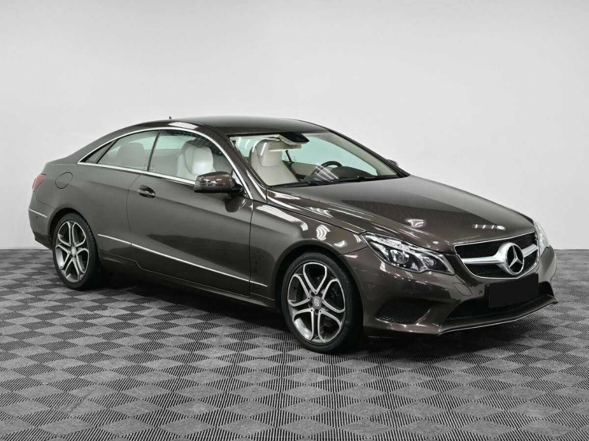 Мерседес-Бенц Е-Класс б/у, 2014, Автоматическая. Фото: #2